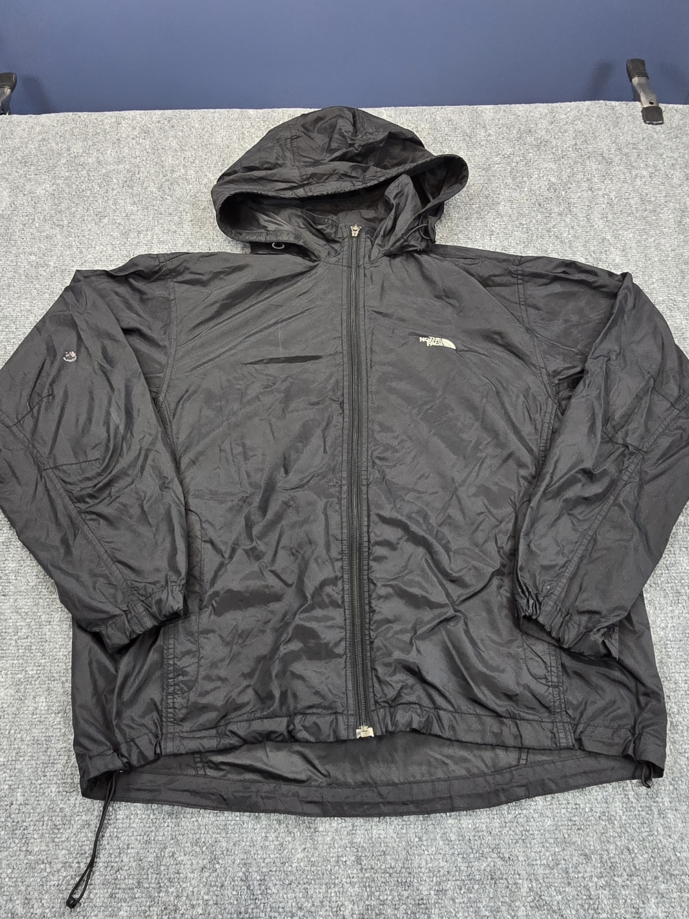 The North Face Black Hooded Lightweight Shell Jacket Womens Large Full Zip